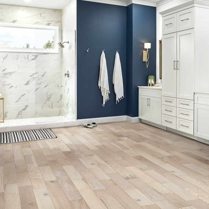 Driftwood Home in Winter Trail